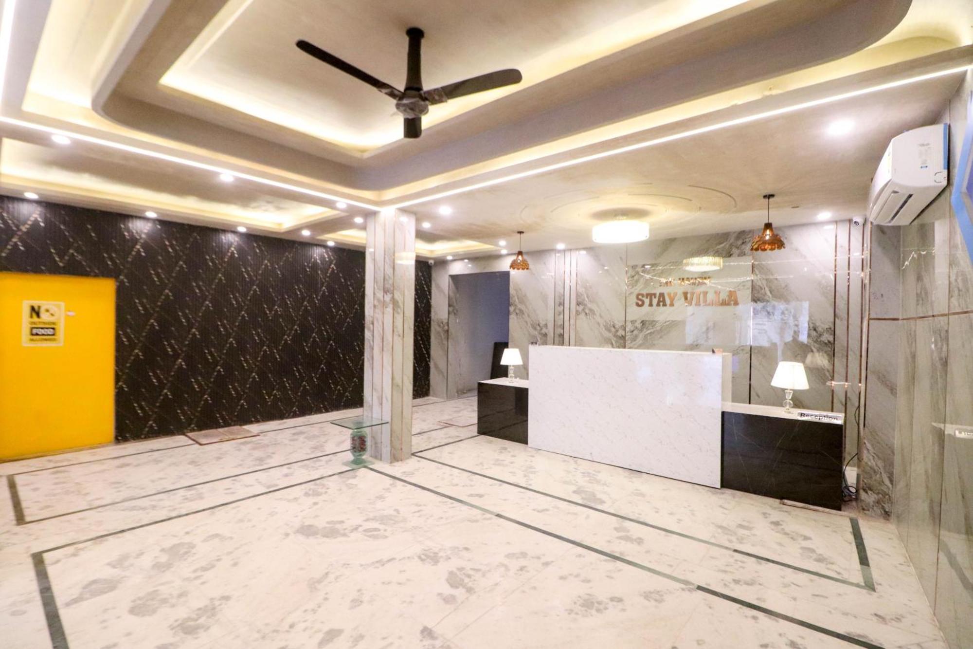 Hotel Vvs Near Delhi Airport 뉴델리 외부 사진
